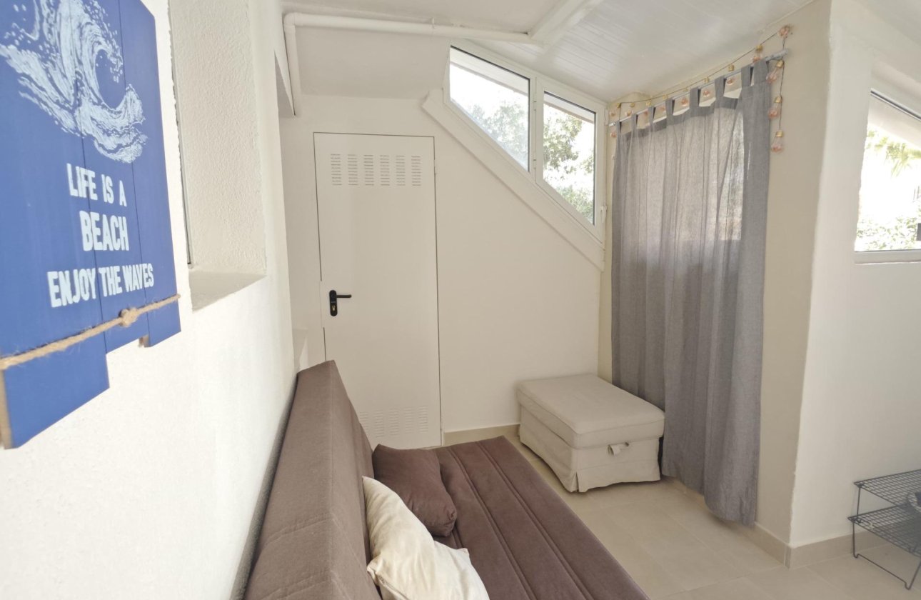 Herverkoop - Bungalow -
Torrevieja - Playa del Cura