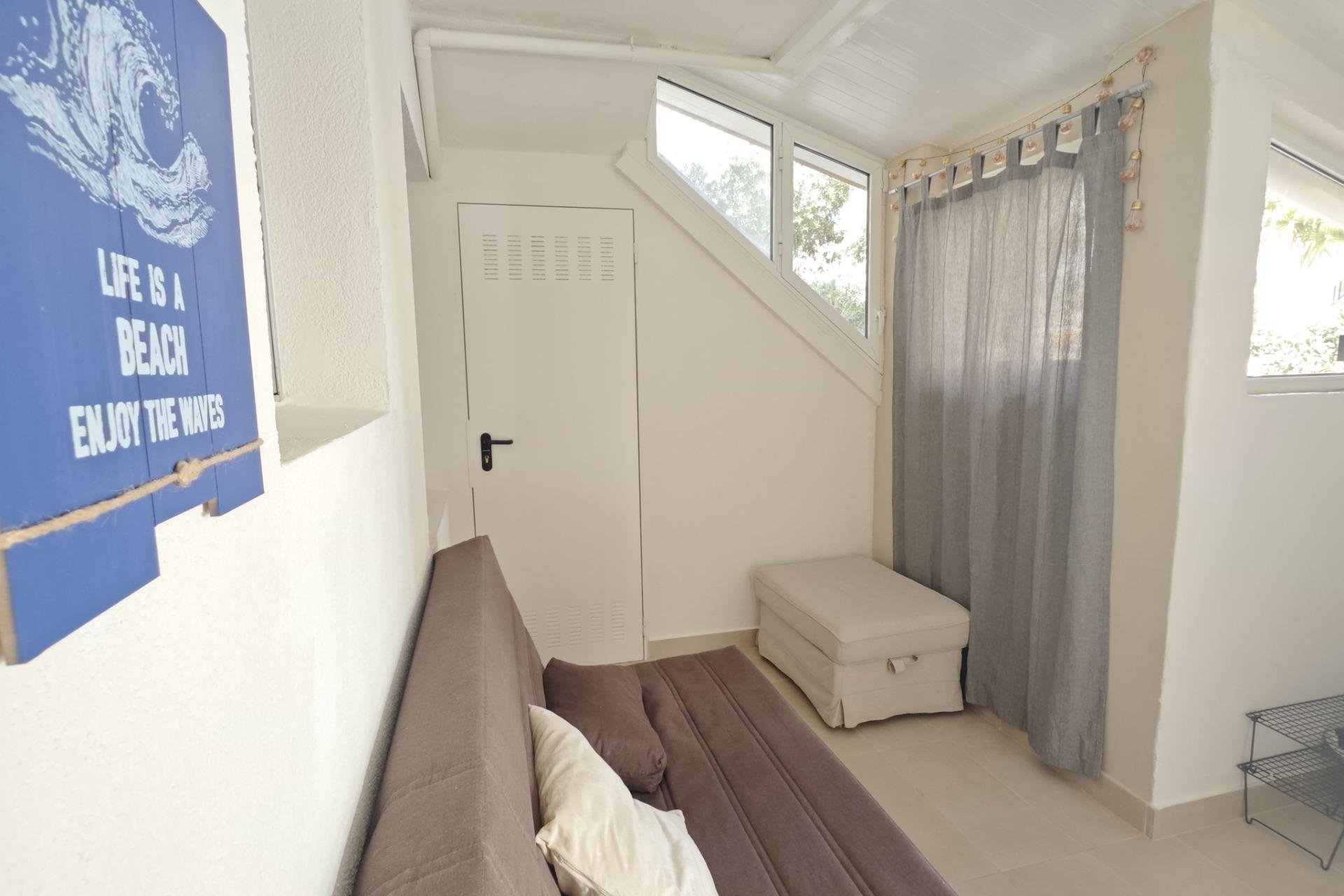 Herverkoop - Bungalow -
Torrevieja - Playa del Cura