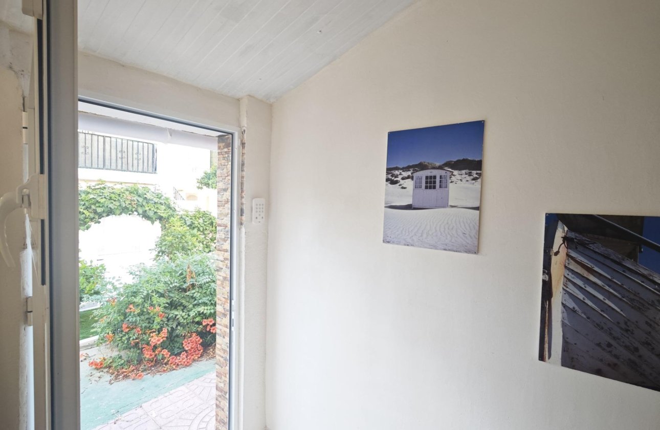 Herverkoop - Bungalow -
Torrevieja - Playa del Cura