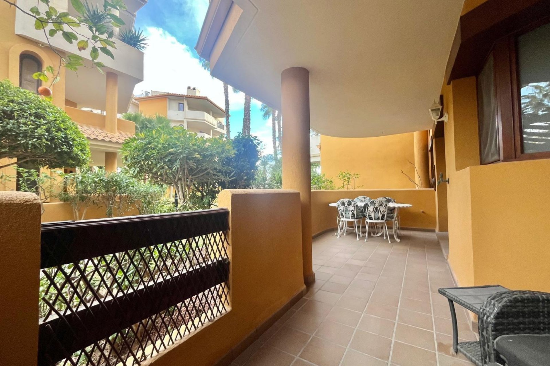 Herverkoop - Bungalow -
Torrevieja - Punta Prima