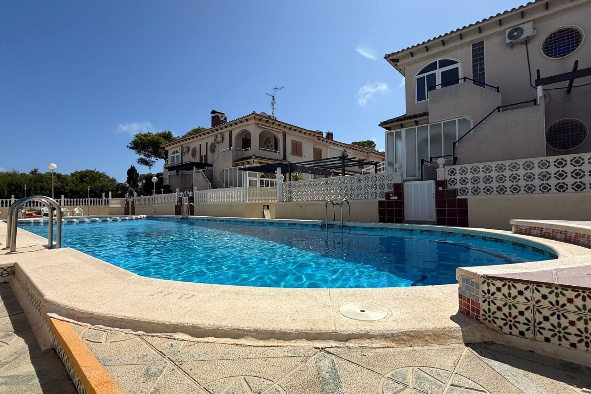 Herverkoop - Bungalow -
Torrevieja - Punta Prima