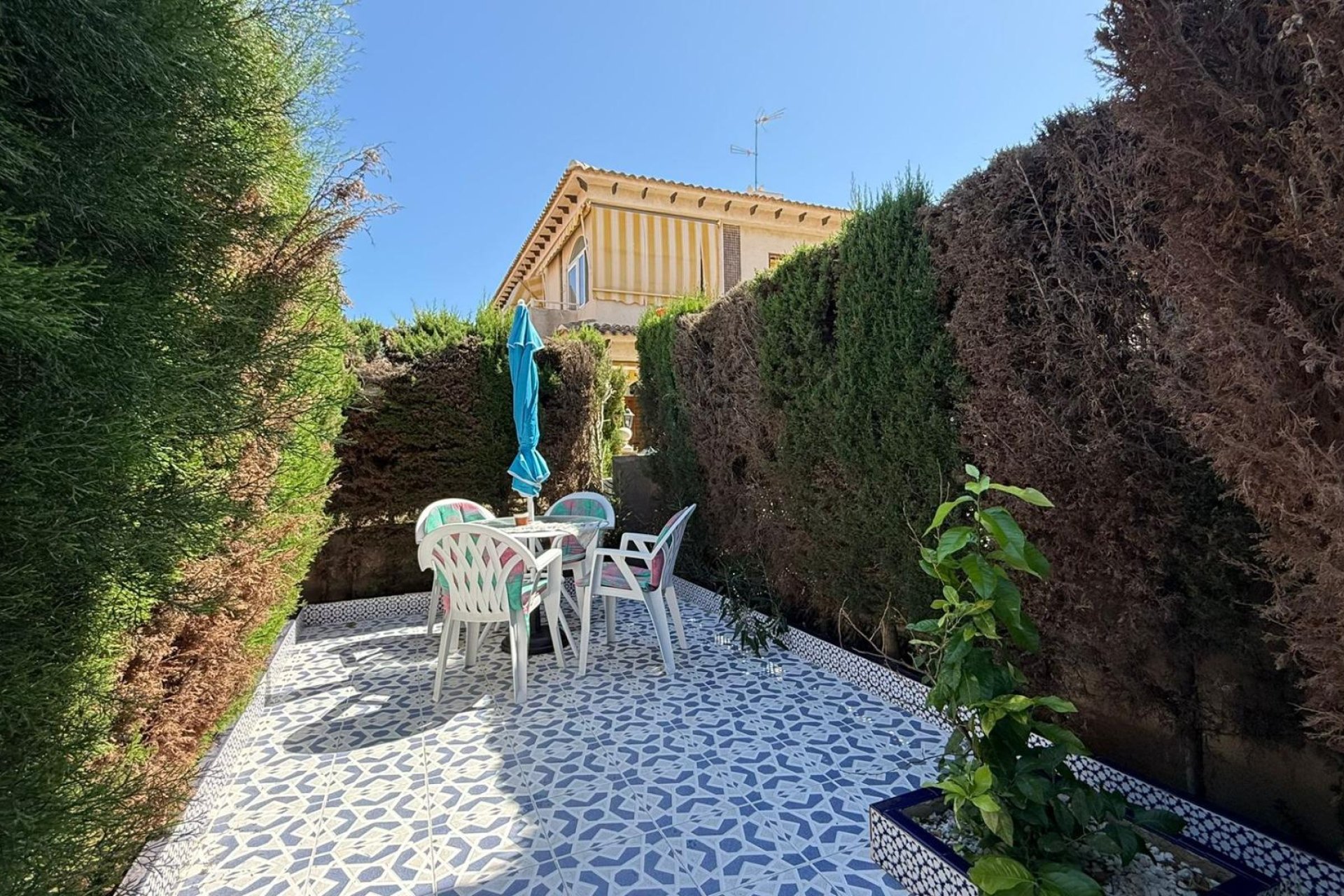 Herverkoop - Bungalow -
Torrevieja - Punta Prima