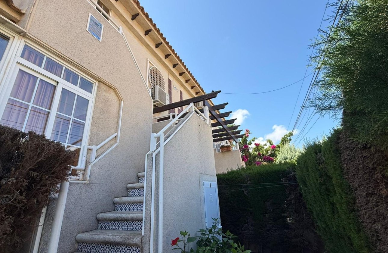 Herverkoop - Bungalow -
Torrevieja - Punta Prima