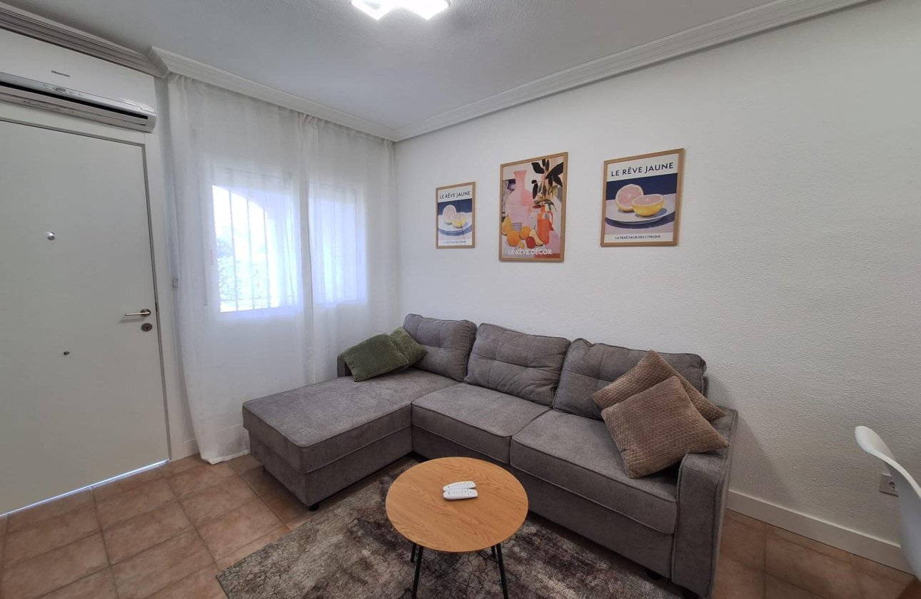 Herverkoop - Bungalow -
Torrevieja - Sector 25