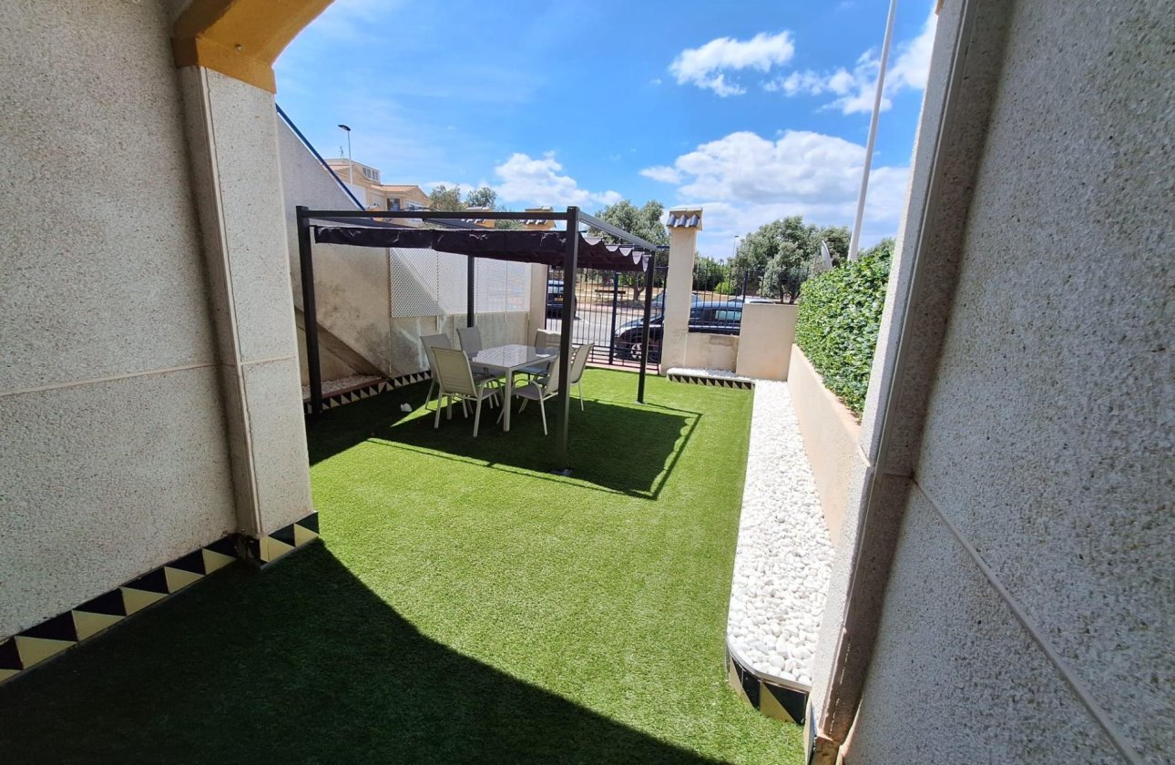 Herverkoop - Bungalow -
Torrevieja - Sector 25