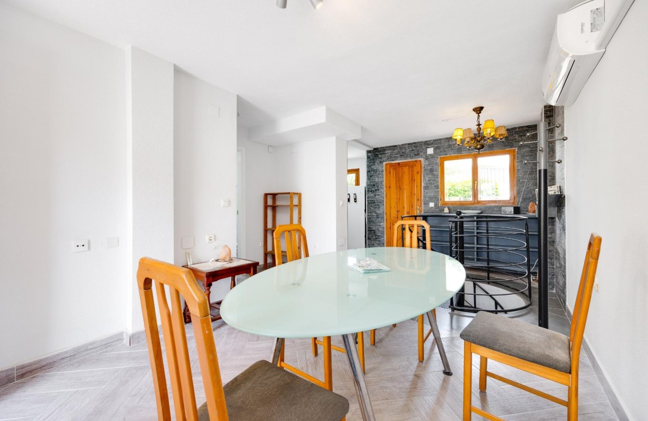 Herverkoop - Bungalow -
Torrevieja - Torre La Mata