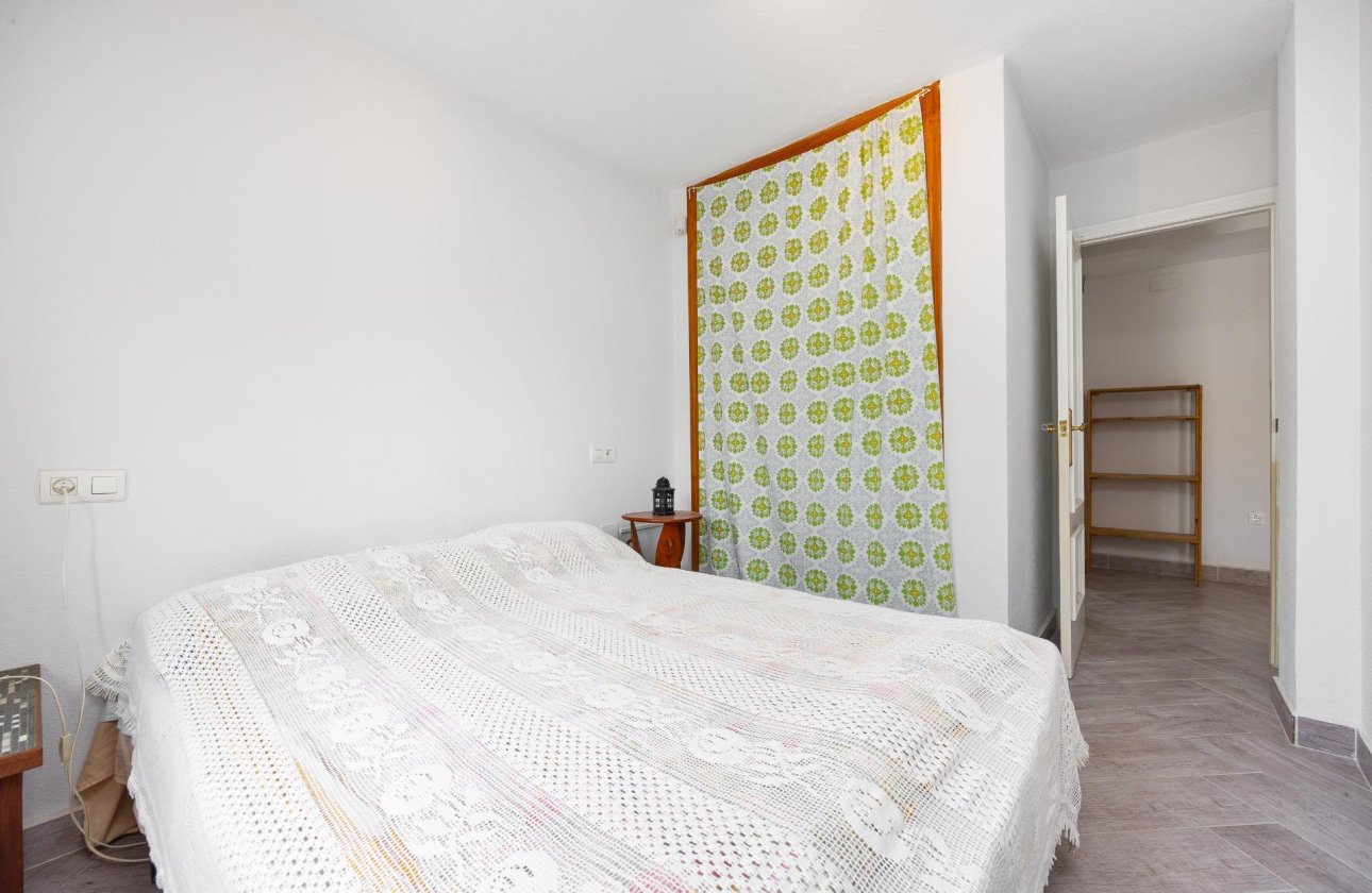 Herverkoop - Bungalow -
Torrevieja - Torre La Mata