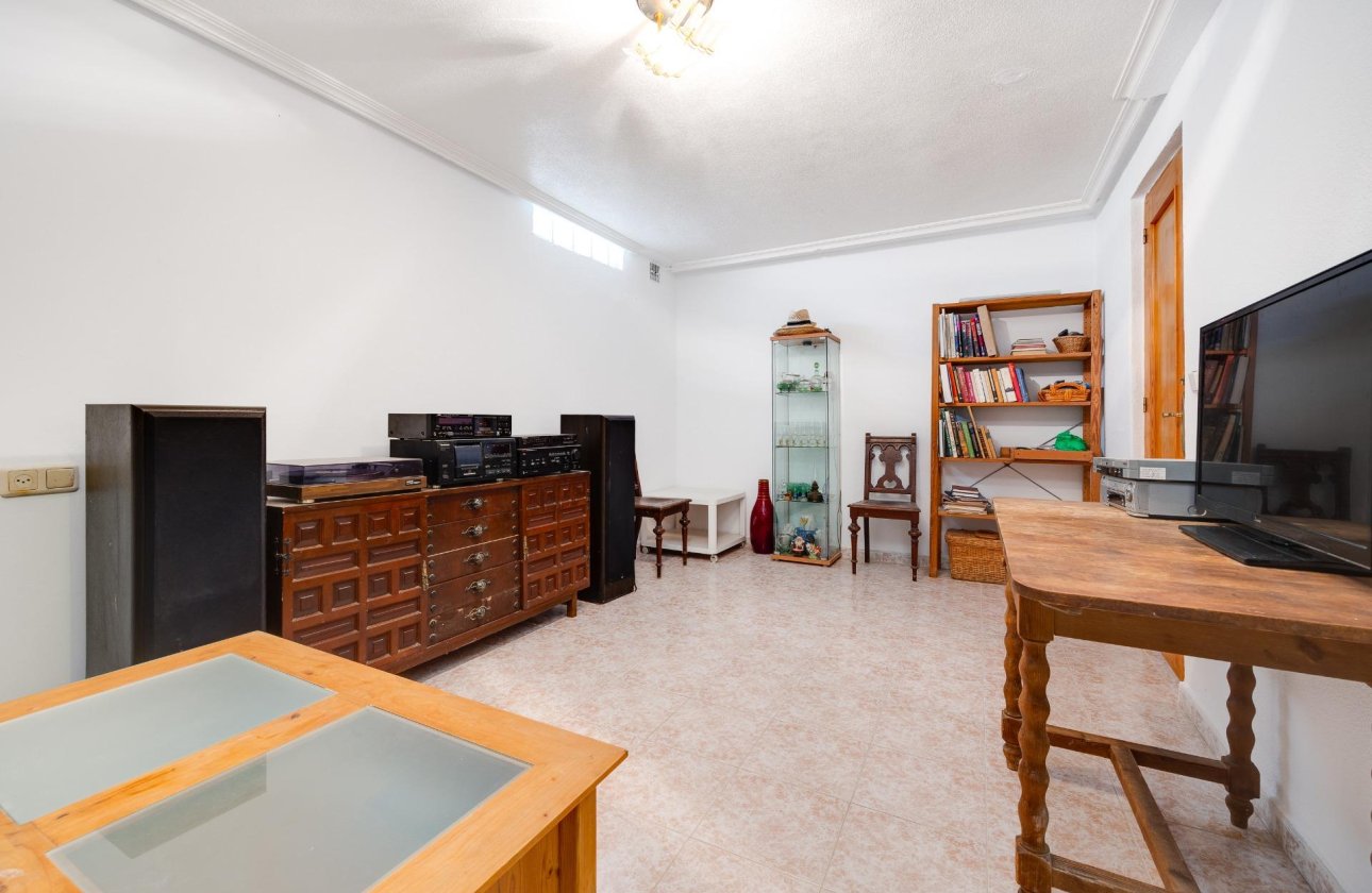 Herverkoop - Bungalow -
Torrevieja - Torre La Mata