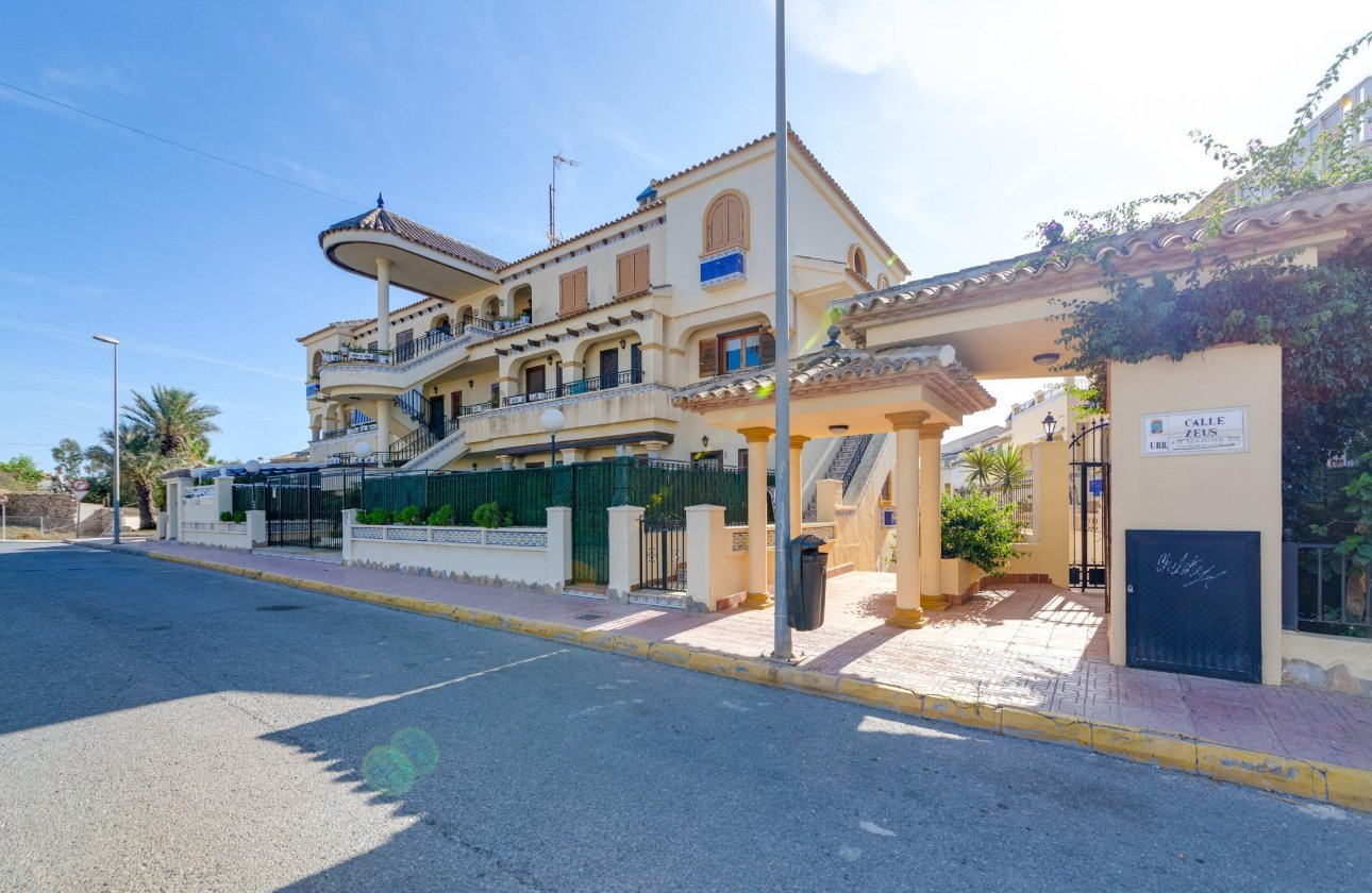 Herverkoop - Bungalow -
Torrevieja - Torre La Mata