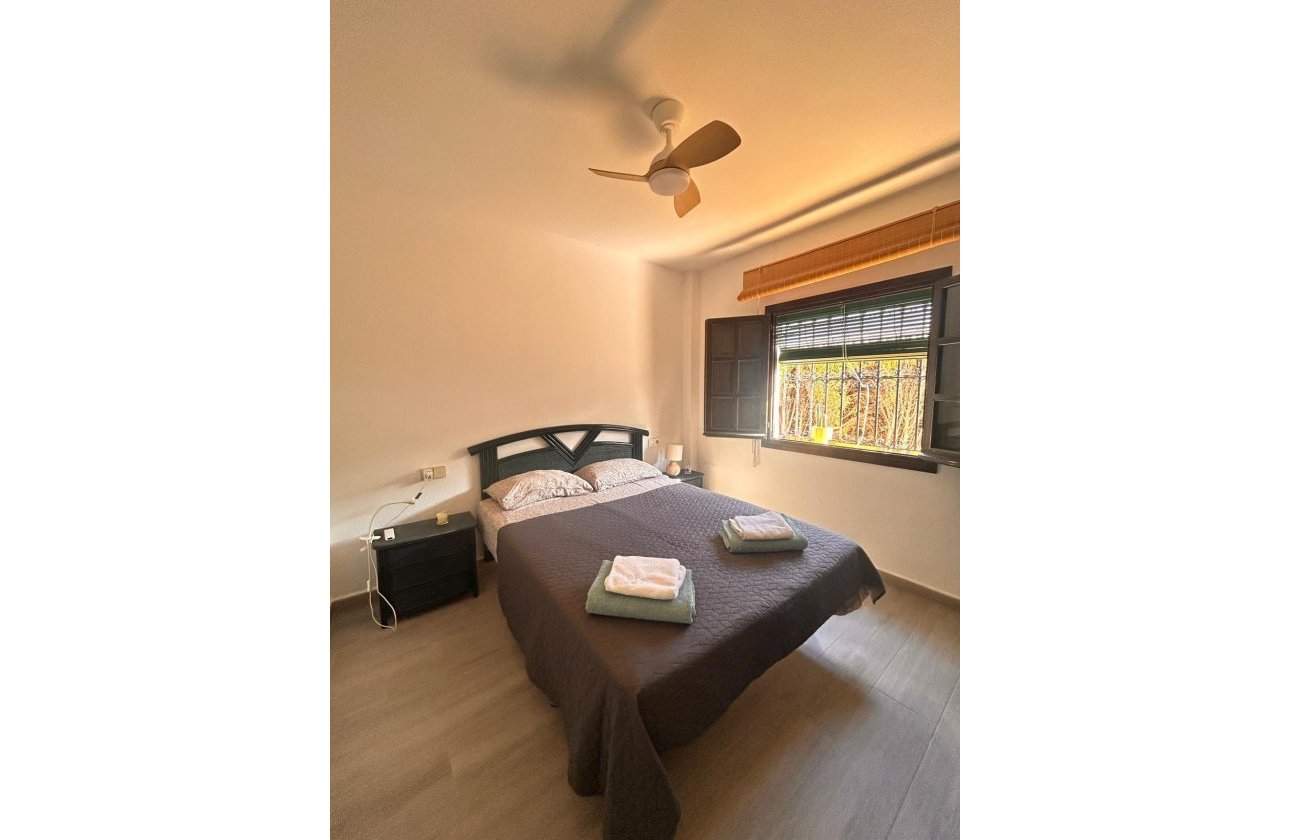 Herverkoop - Bungalow -
Torrevieja - Torre La Mata
