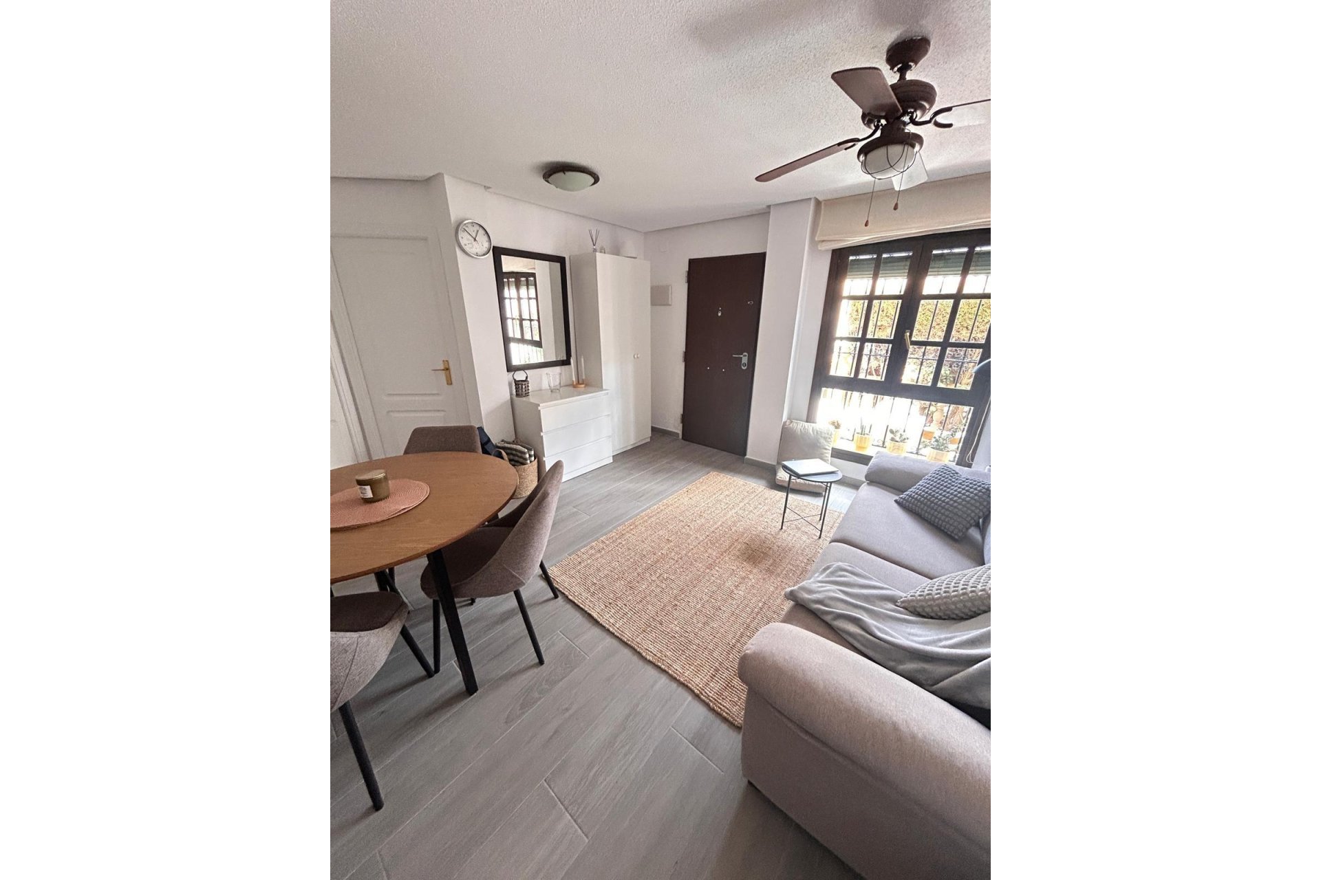 Herverkoop - Bungalow -
Torrevieja - Torre La Mata