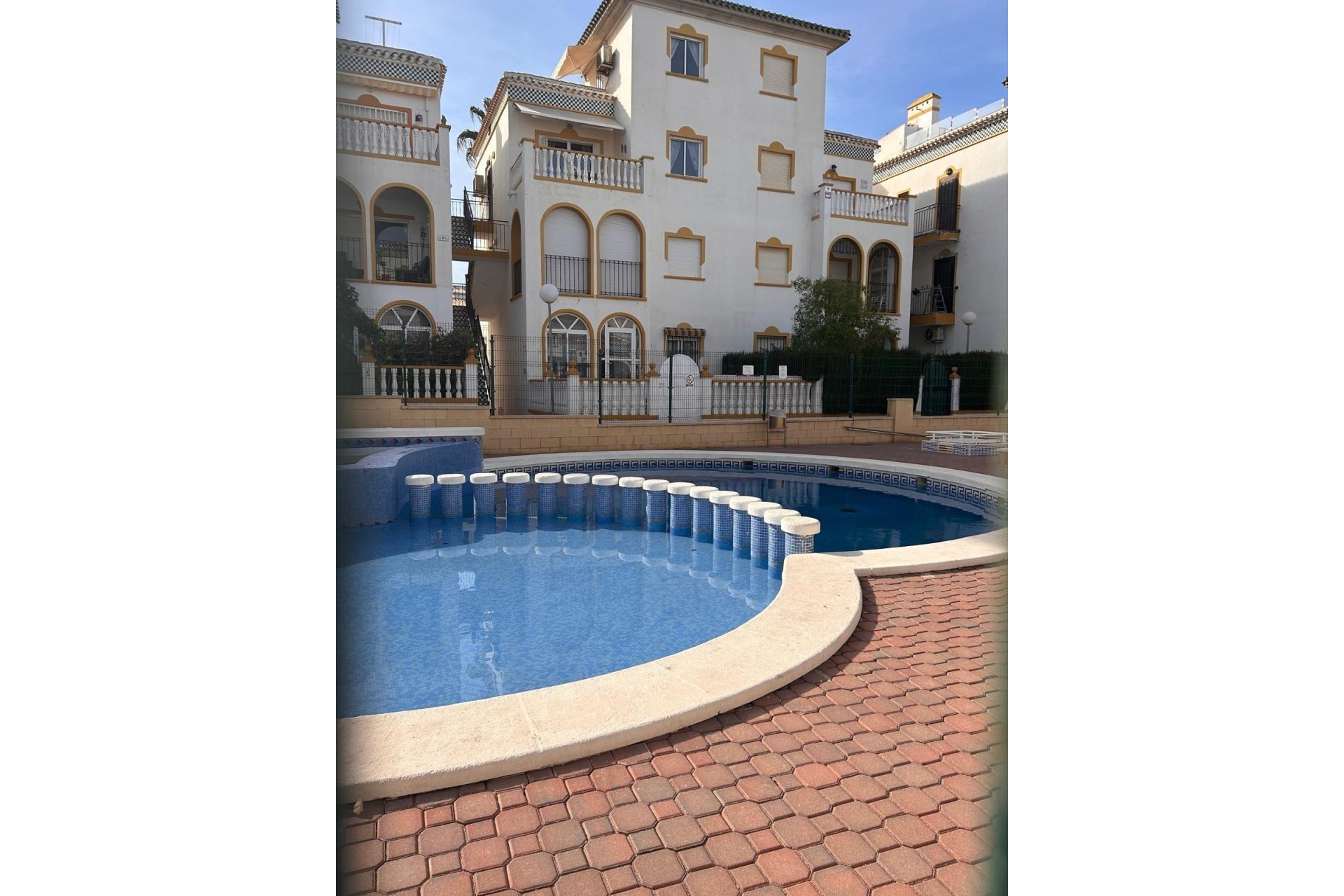 Herverkoop - Bungalow -
Torrevieja - Torre La Mata
