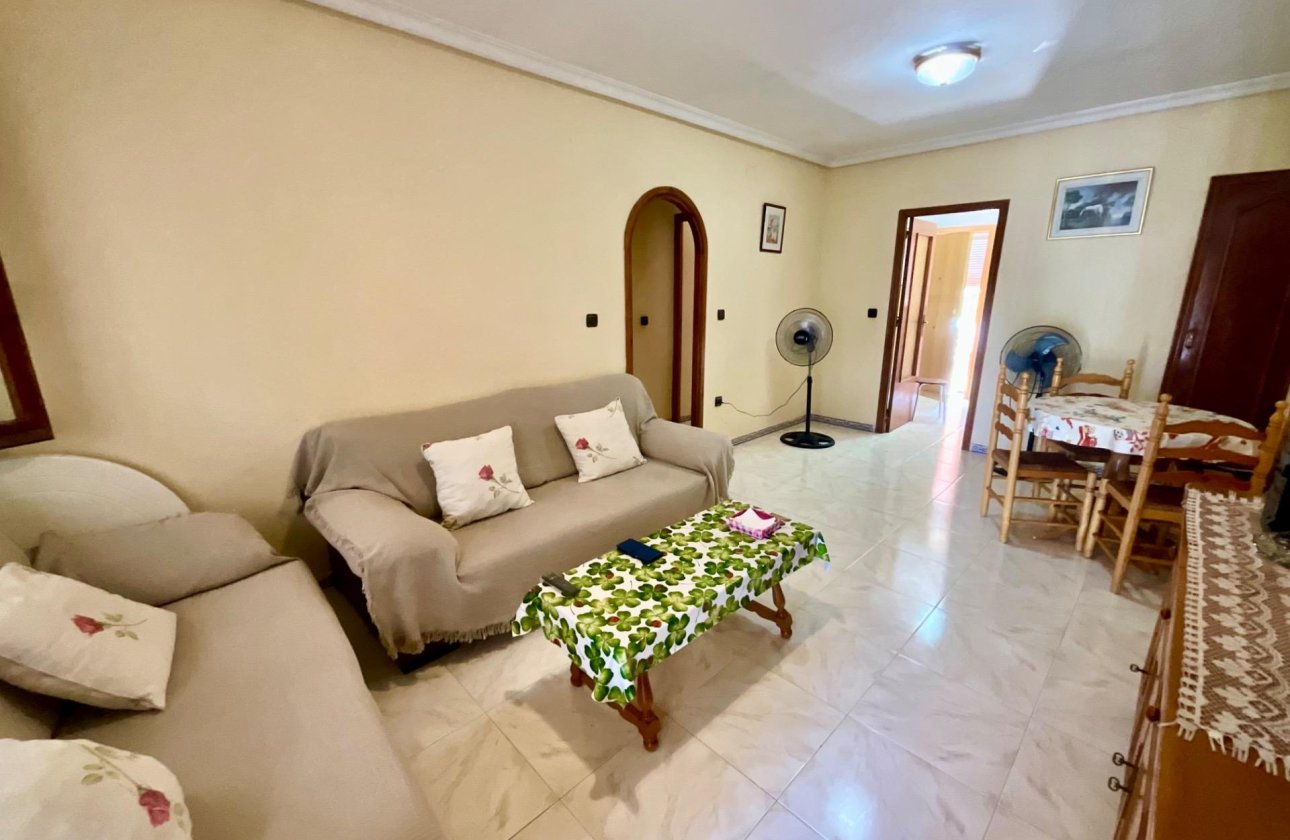 Herverkoop - Bungalow -
Torrevieja - Torreblanca