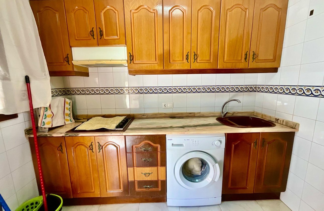 Herverkoop - Bungalow -
Torrevieja - Torreblanca