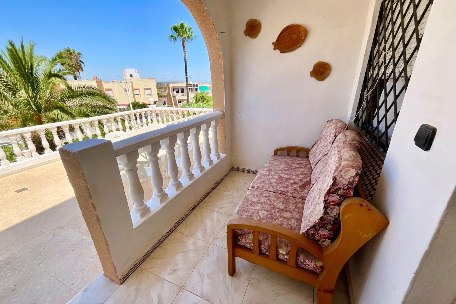 Herverkoop - Bungalow -
Torrevieja - Torreblanca
