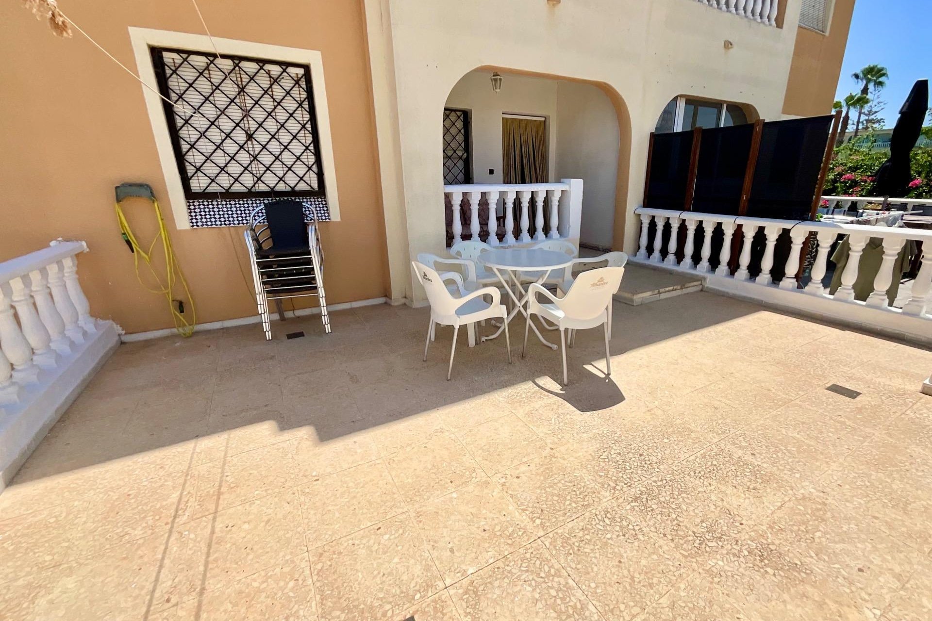 Herverkoop - Bungalow -
Torrevieja - Torreblanca