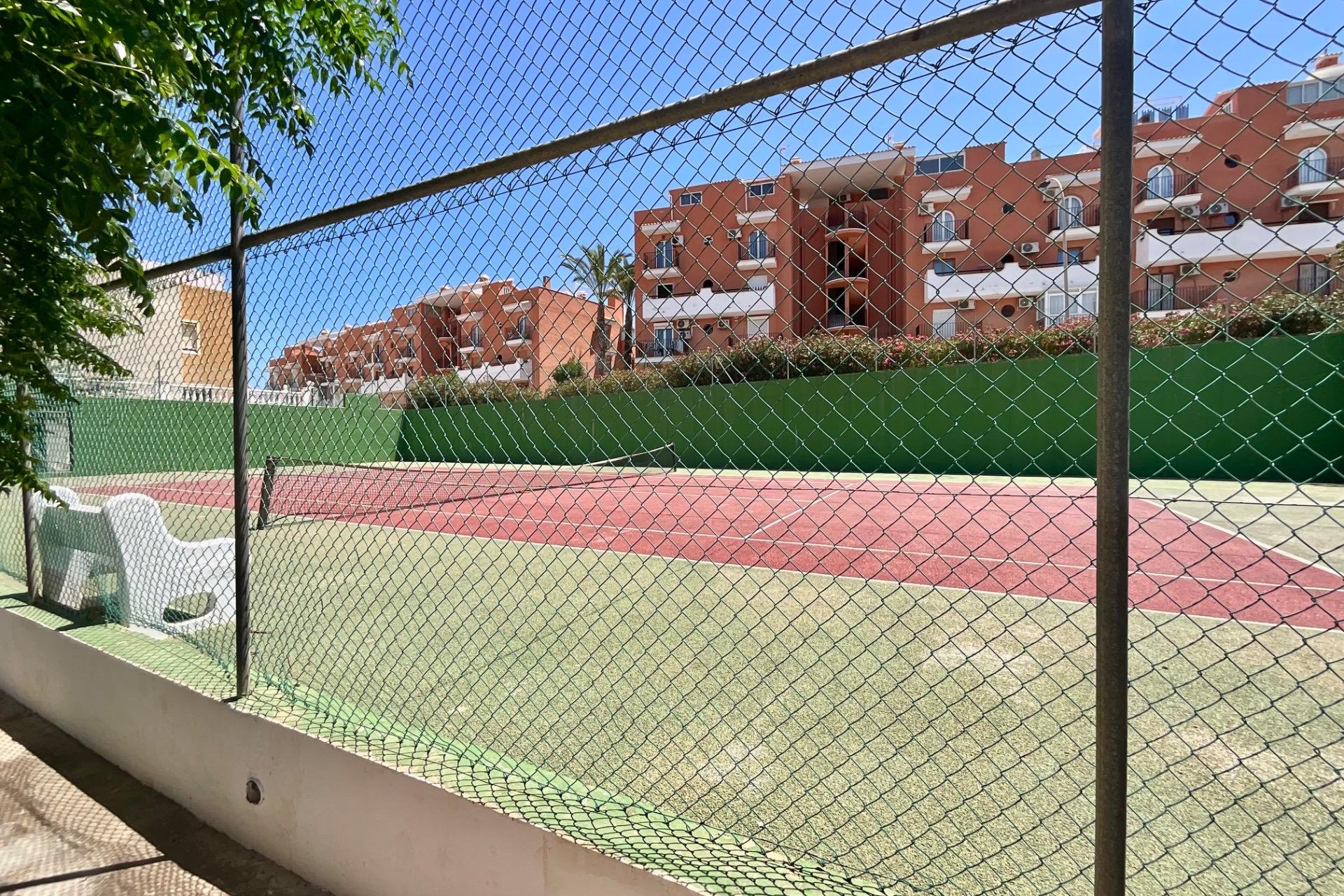 Herverkoop - Bungalow -
Torrevieja - Torreblanca