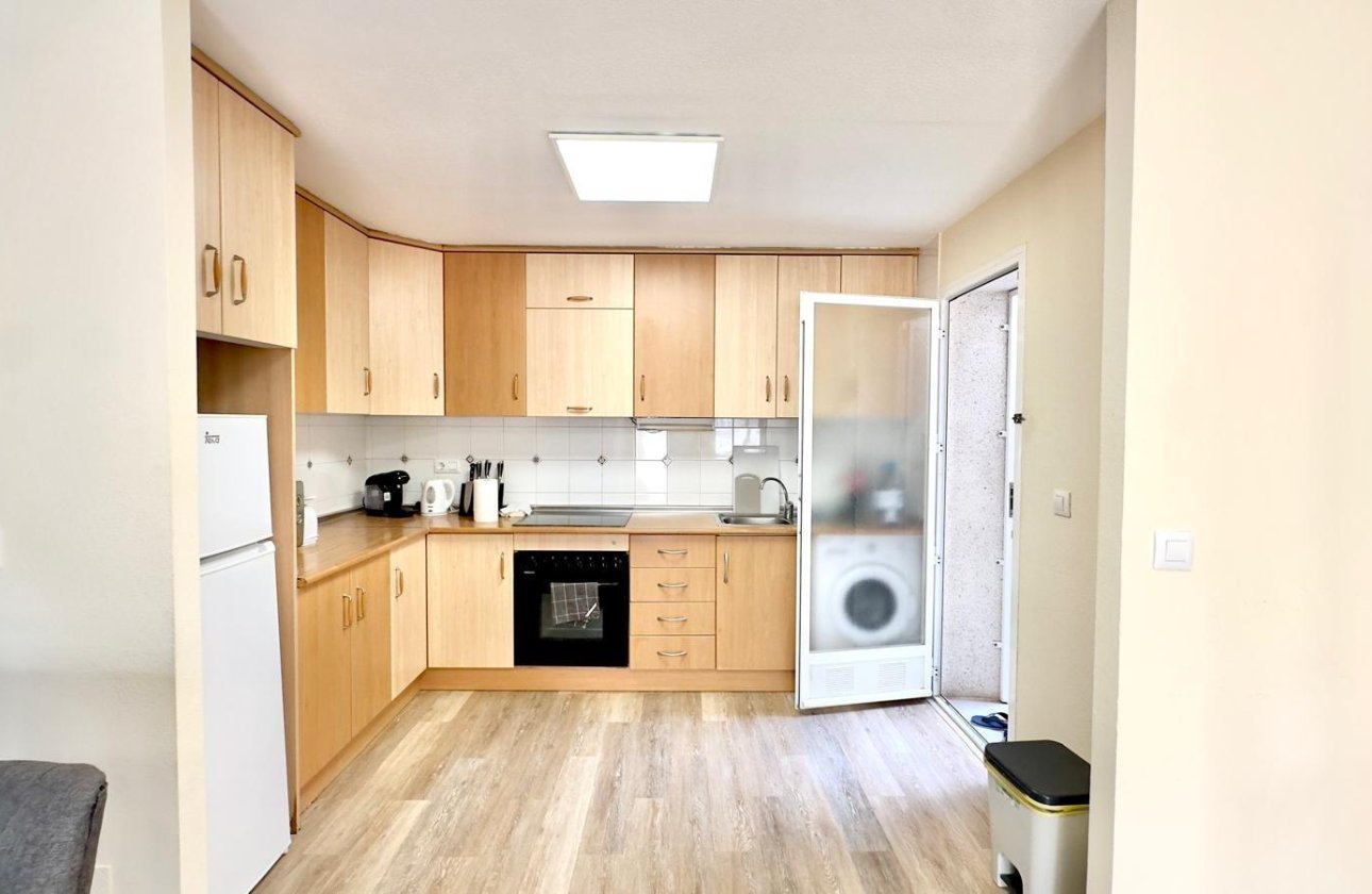 Herverkoop - Bungalow -
Torrevieja - Torreblanca