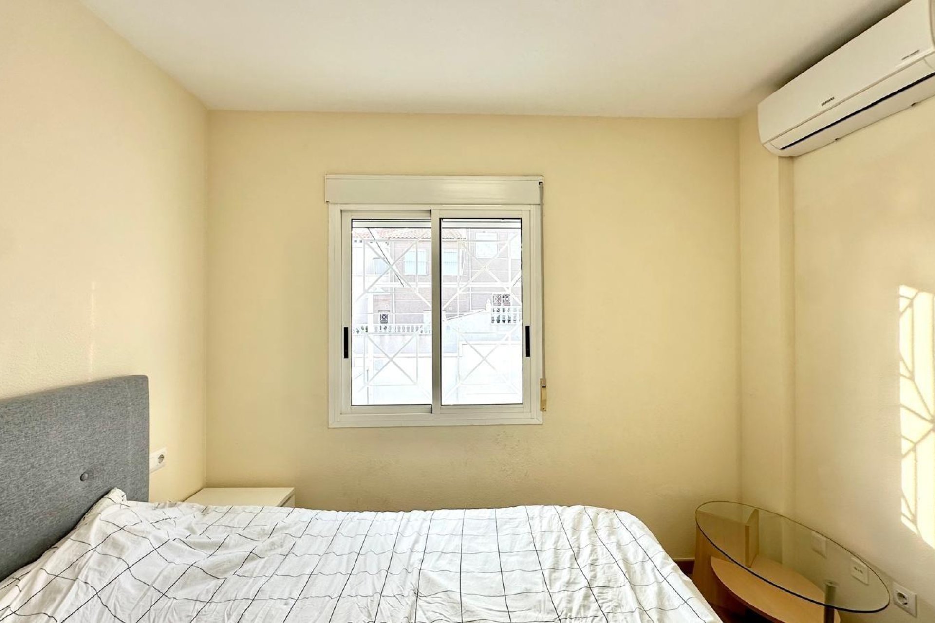 Herverkoop - Bungalow -
Torrevieja - Torreblanca