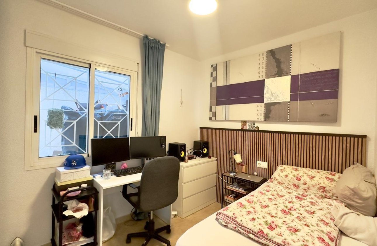 Herverkoop - Bungalow -
Torrevieja - Torreblanca