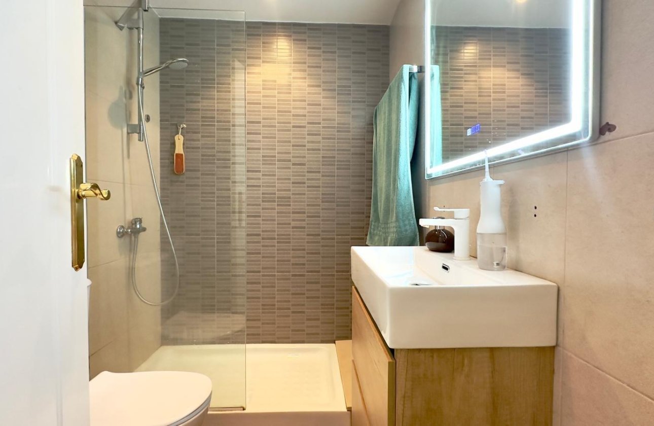 Herverkoop - Bungalow -
Torrevieja - Torreblanca