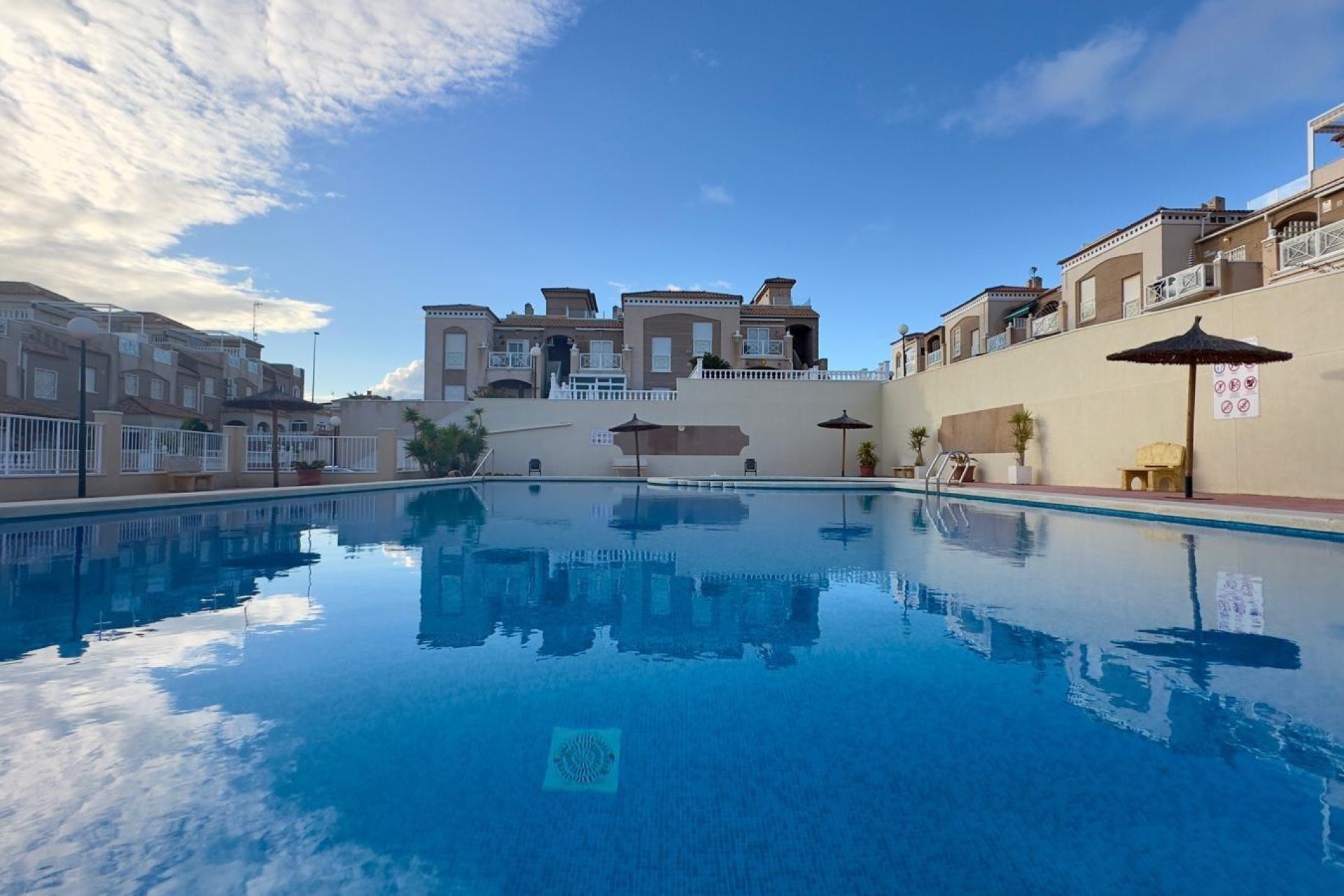 Herverkoop - Bungalow -
Torrevieja - Torreblanca