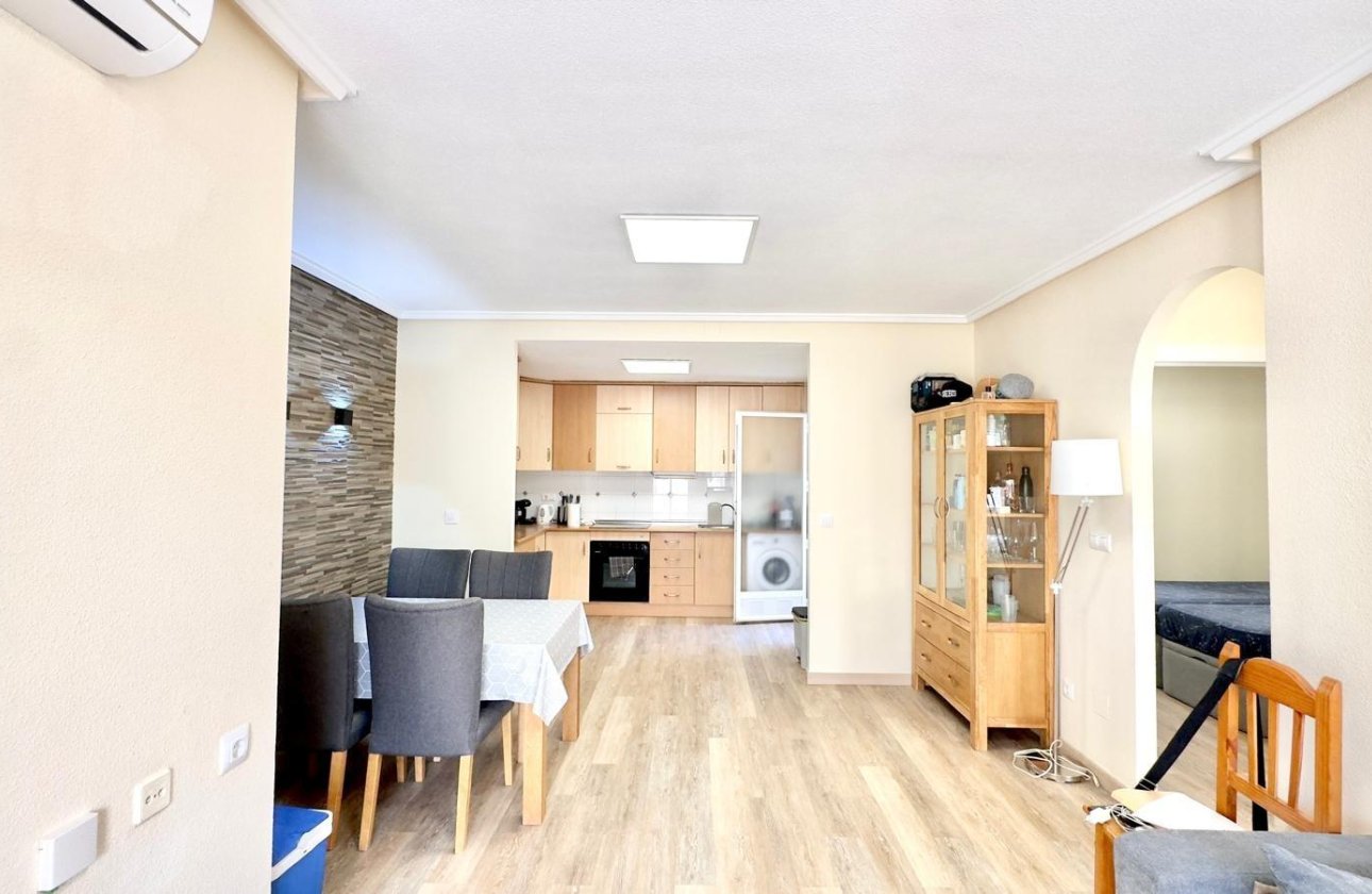 Herverkoop - Bungalow -
Torrevieja - Torreblanca