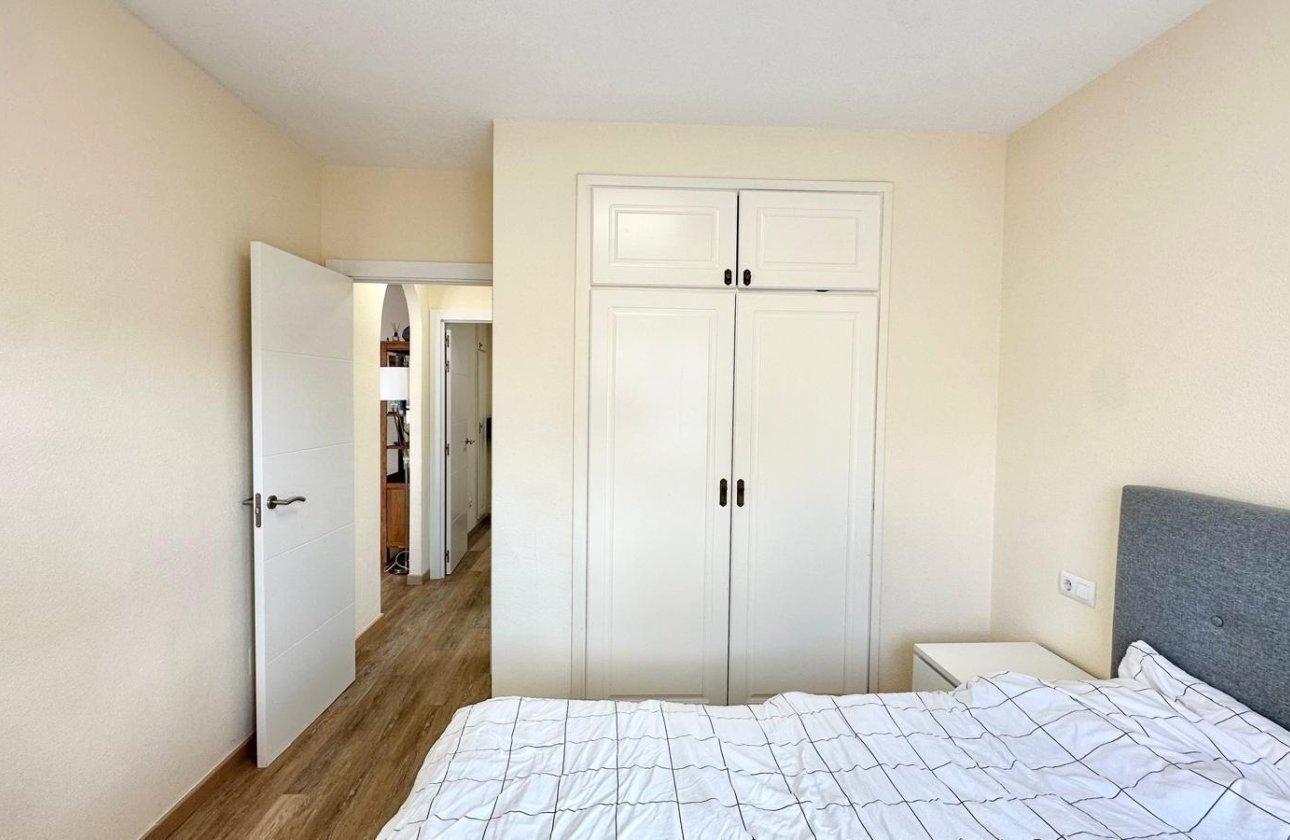 Herverkoop - Bungalow -
Torrevieja - Torreblanca