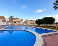 Herverkoop - Bungalow -
Torrevieja - Torreblanca