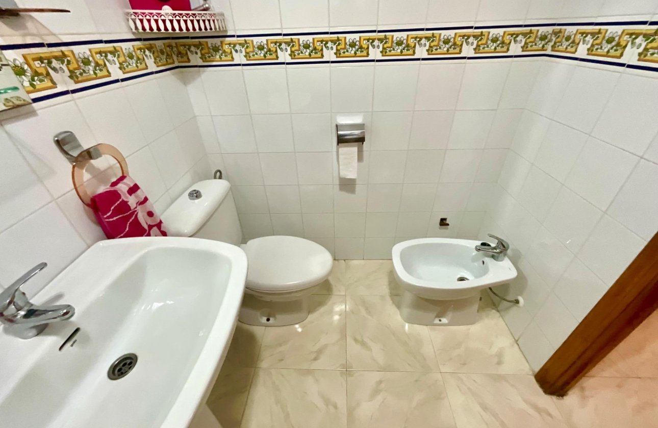 Herverkoop - Bungalow -
Torrevieja - Torreblanca