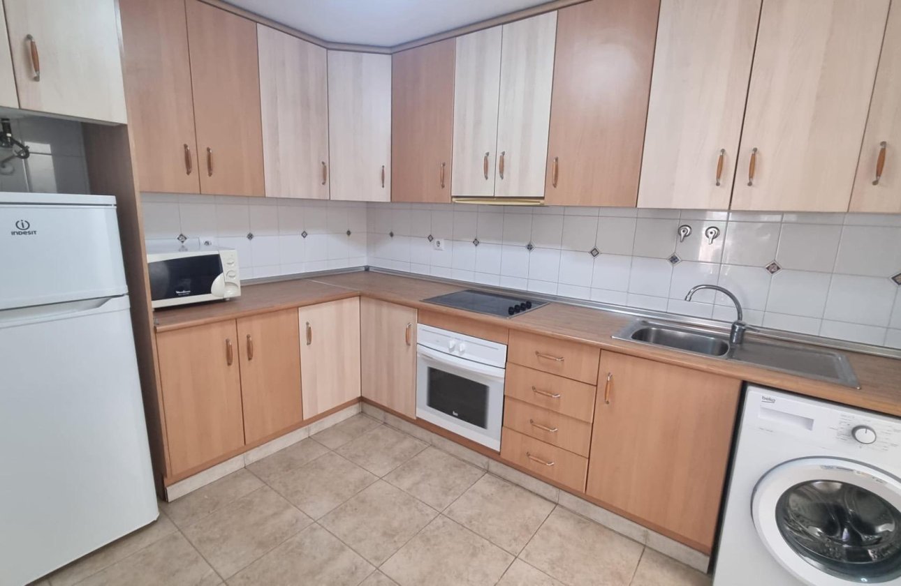 Herverkoop - Bungalow -
Torrevieja - Torreblanca