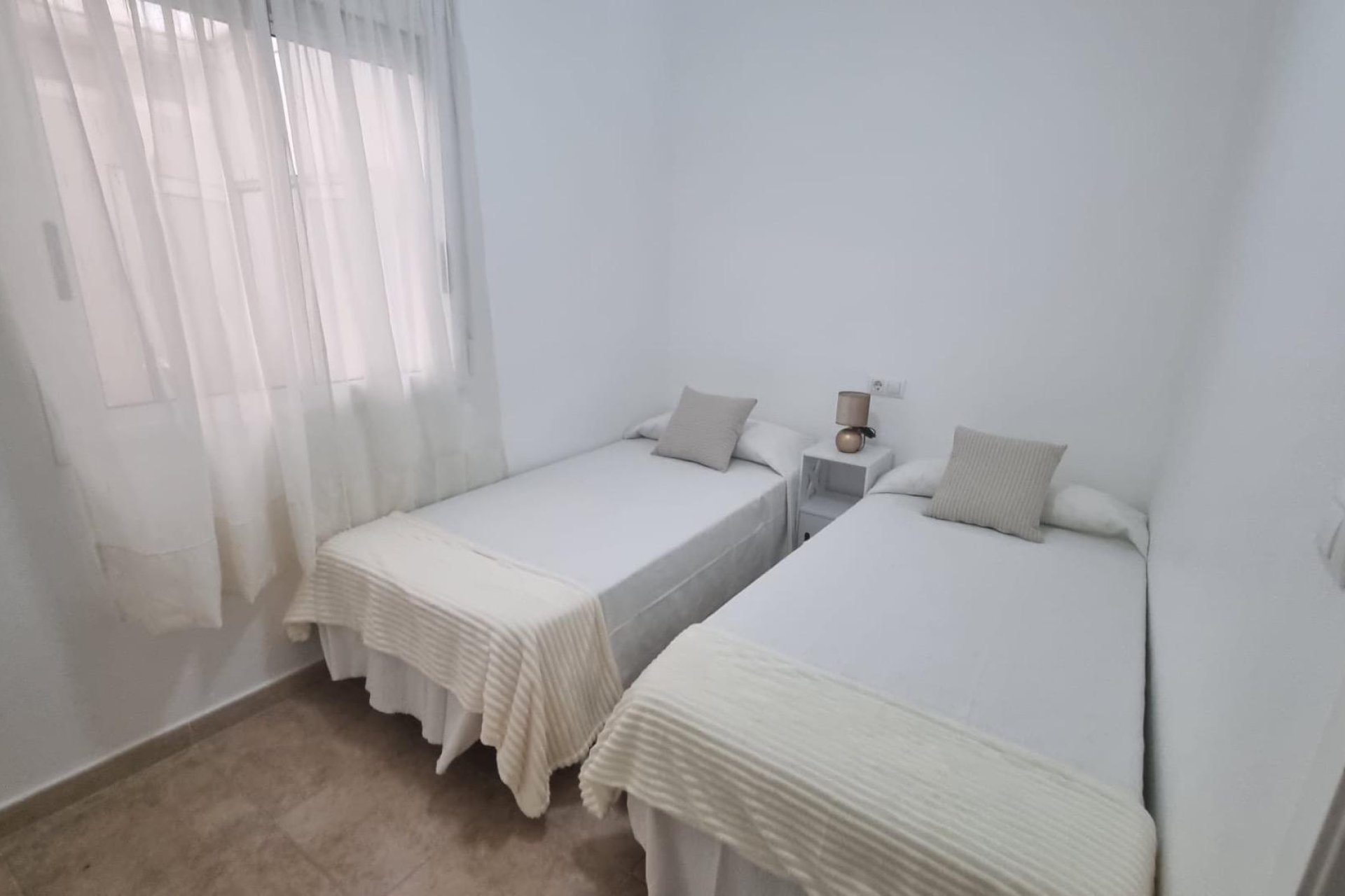 Herverkoop - Bungalow -
Torrevieja - Torreblanca