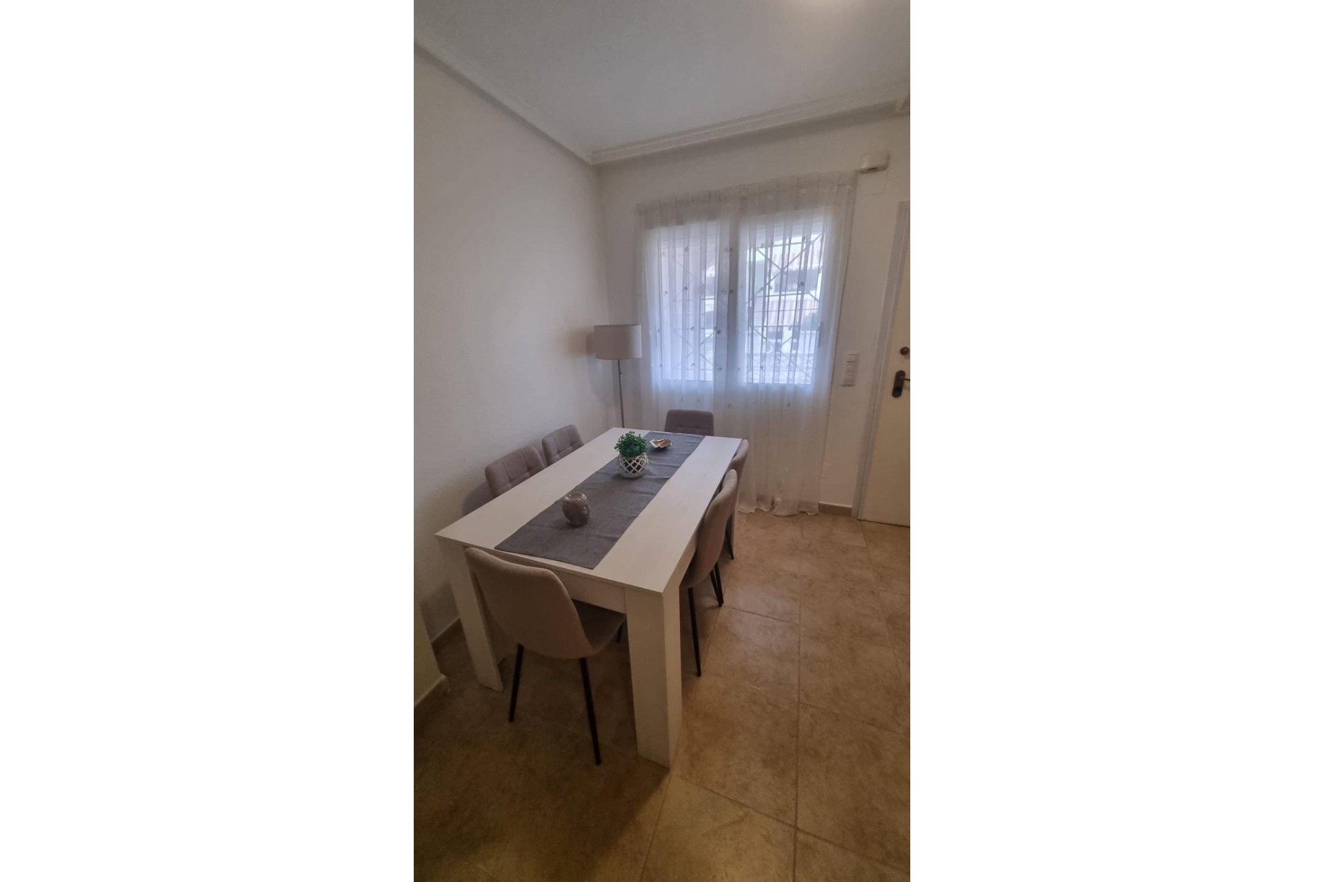 Herverkoop - Bungalow -
Torrevieja - Torreblanca