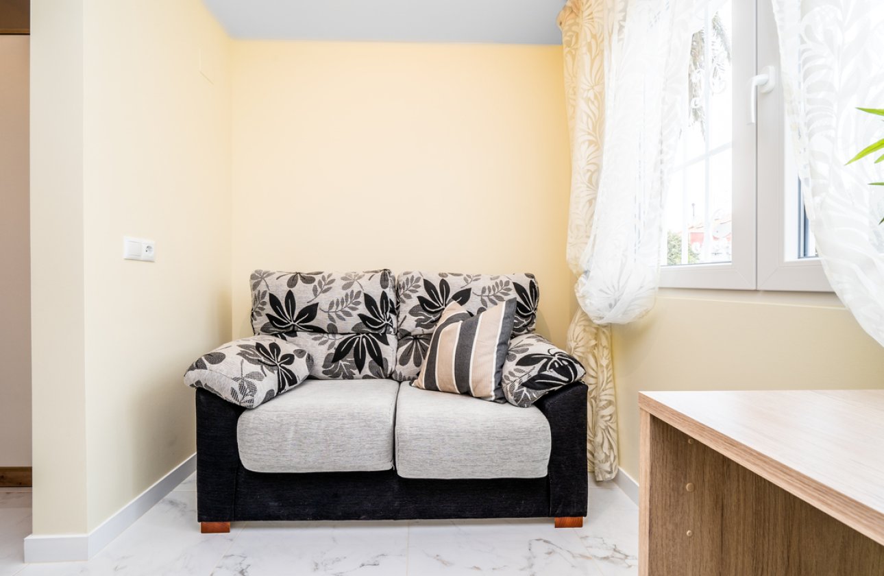 Herverkoop - Bungalow -
Torrevieja - Torreta