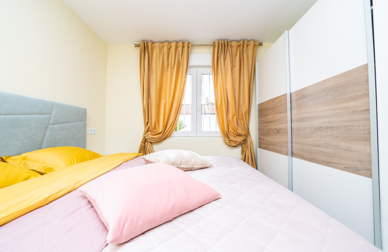 Herverkoop - Bungalow -
Torrevieja - Torretas