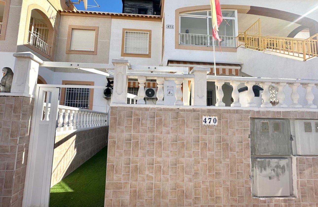 Herverkoop - Bungalow -
Torrevieja - Torretas