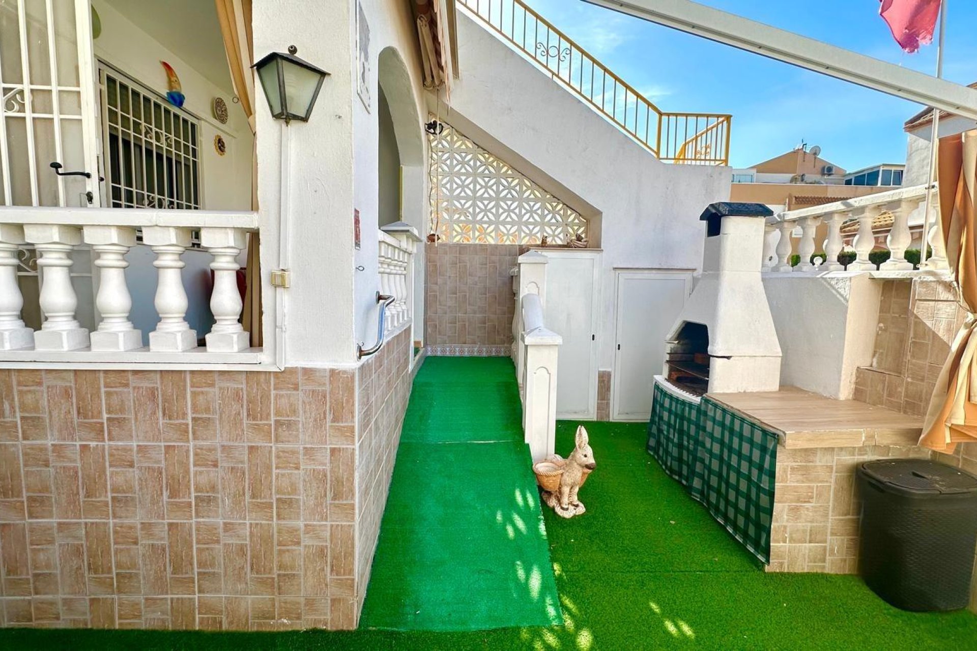 Herverkoop - Bungalow -
Torrevieja - Torretas