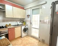 Herverkoop - Bungalow -
Torrevieja - Torretas