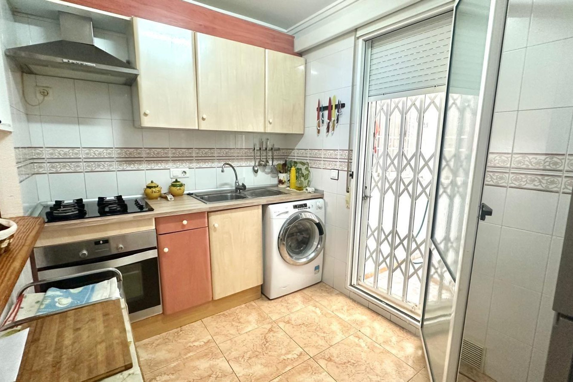 Herverkoop - Bungalow -
Torrevieja - Torretas