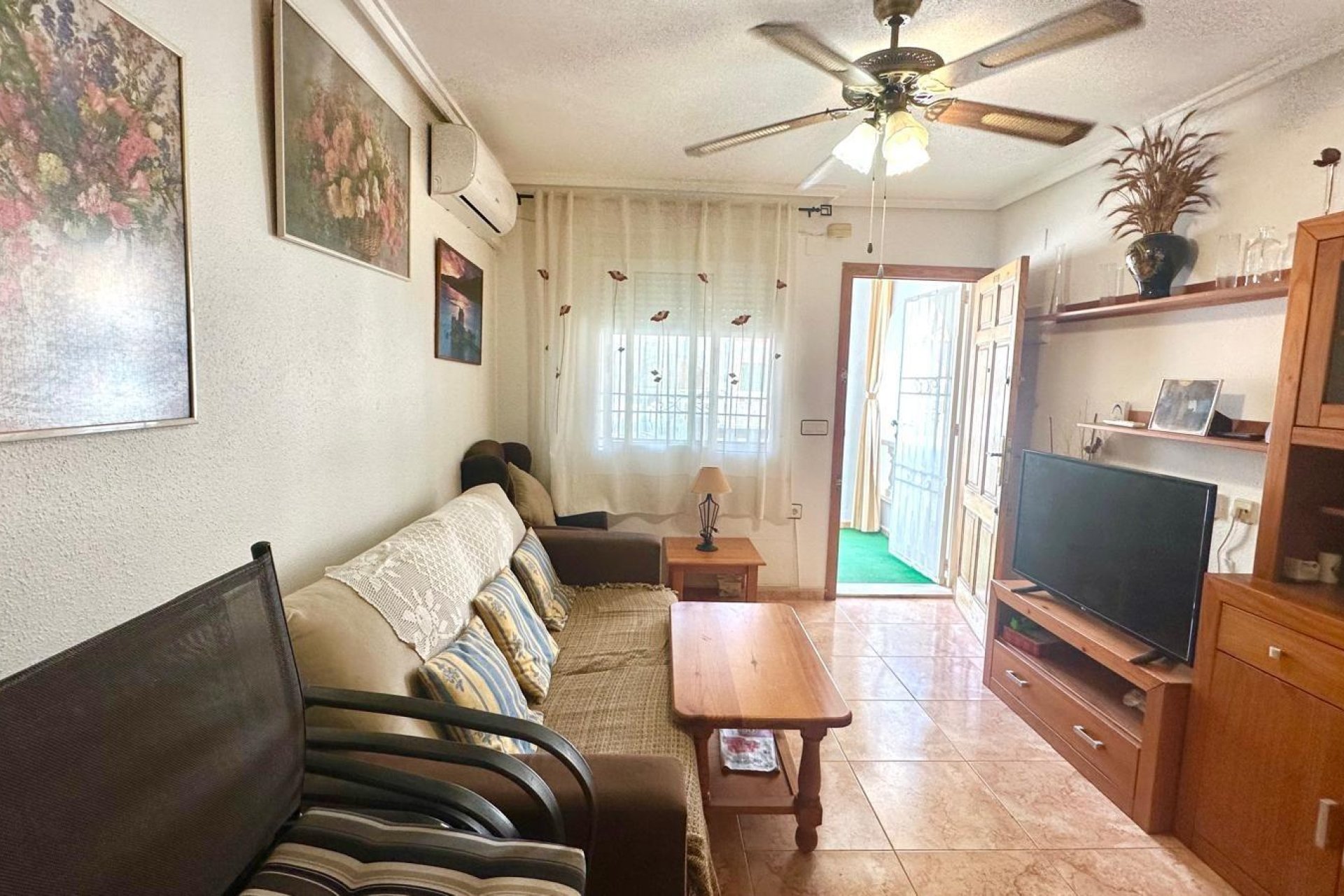 Herverkoop - Bungalow -
Torrevieja - Torretas