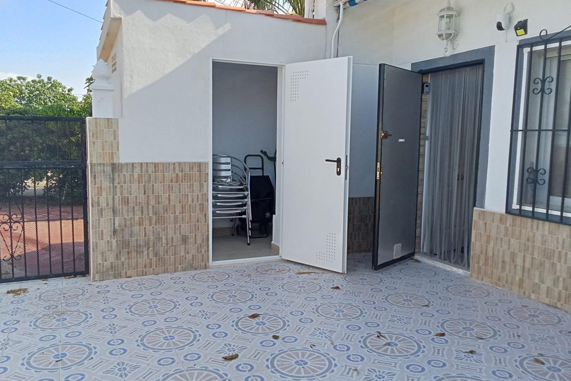 Herverkoop - Bungalow -
Torrevieja - Torretas