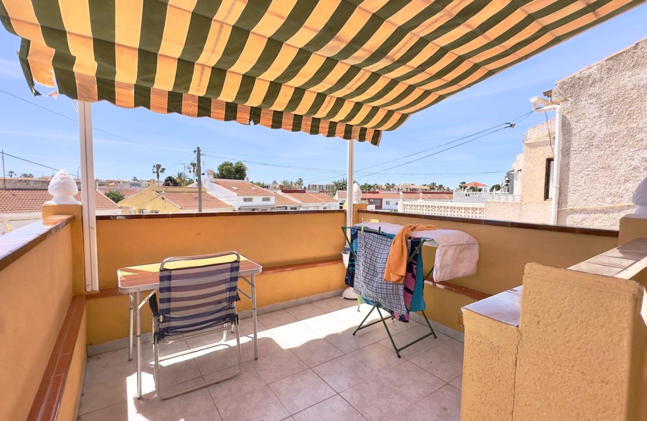 Herverkoop - Bungalow -
Torrevieja - Torretas