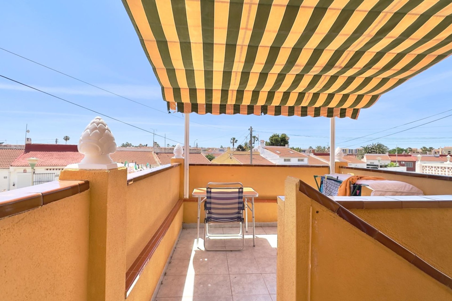 Herverkoop - Bungalow -
Torrevieja - Torretas
