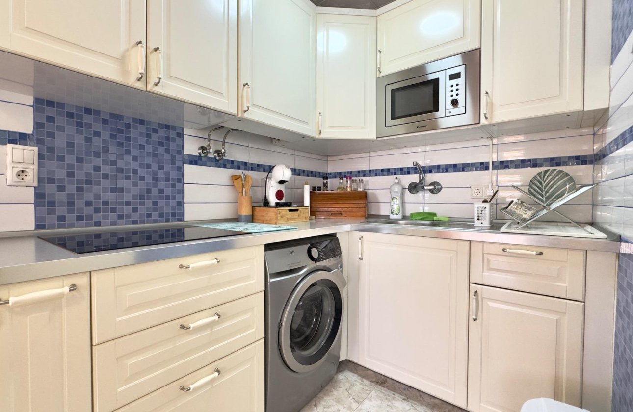 Herverkoop - Bungalow -
Torrevieja - Torretas