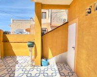 Herverkoop - Bungalow -
Torrevieja - Torretas