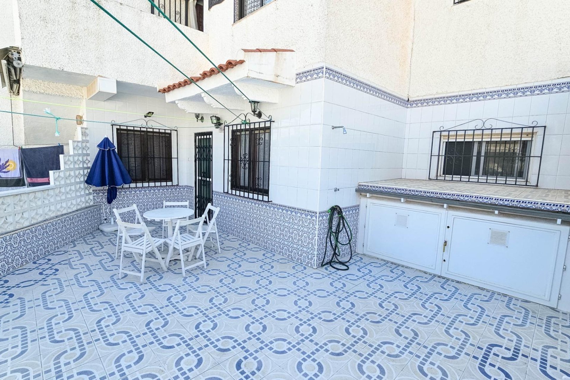 Herverkoop - Bungalow -
Torrevieja - Torretas