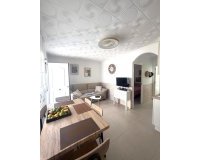 Herverkoop - Bungalow -
Torrevieja - Torretas