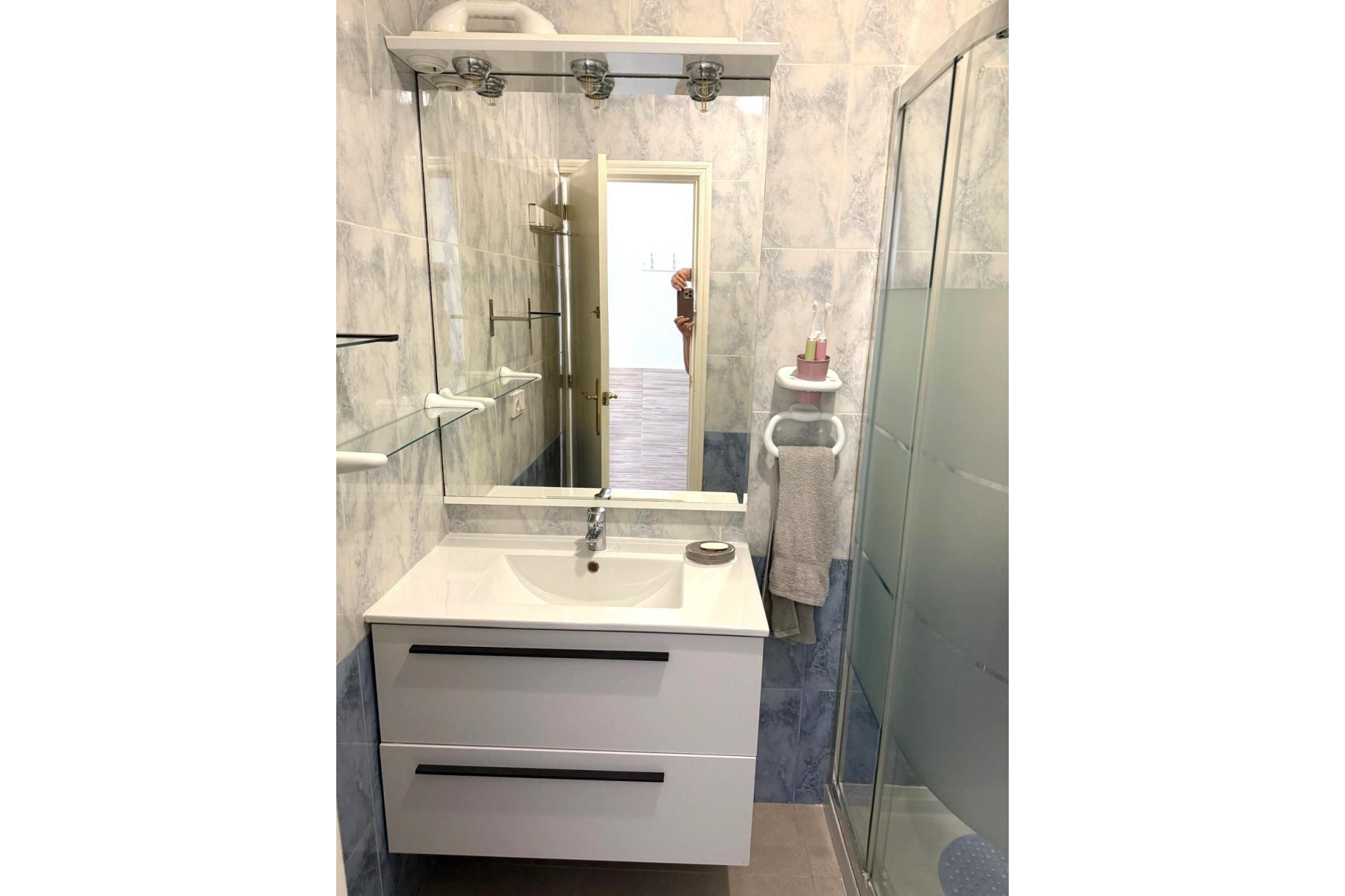 Herverkoop - Bungalow -
Torrevieja - Torretas
