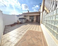Herverkoop - Bungalow -
Torrevieja - Torretas