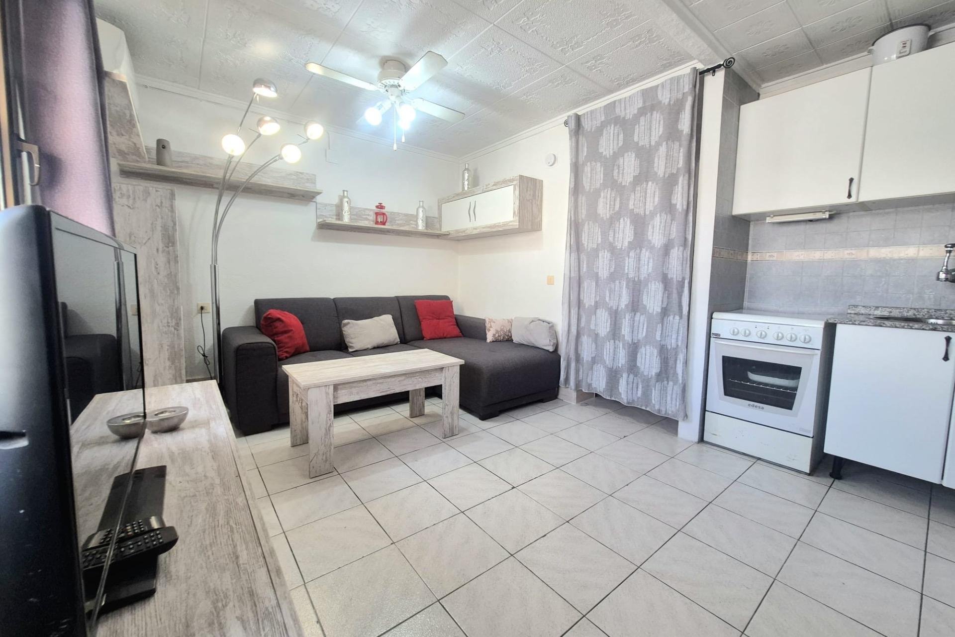 Herverkoop - Bungalow -
Torrevieja - Torretas